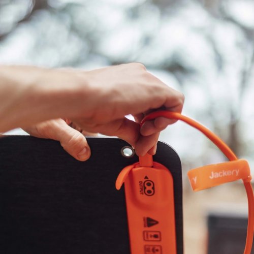 Коннектор для подключения солнечной панели Jackery SolarSaga (21-0006-000033) купить в Украине: Киев, Днепр, Харьков, Одесса  | Низкая цена, отзывы, характеристики от TELEMART фото