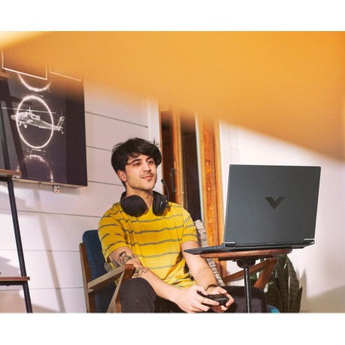 Ноутбук HP Victus 15-fa2092ua (D3XT3EA) Mica Silver купити в Україні: Київ, Львів, Хмельницький, Тернопіль, Івано-Франківськ | Низька ціна, відгуки, характеристики від TELEMART фото