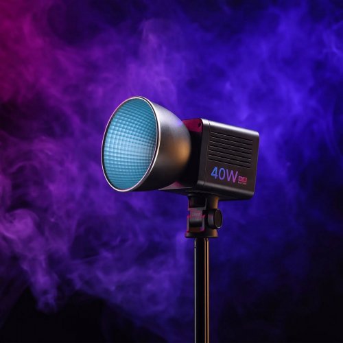 Видеосвет Ulanzi L024 40W RGB Portable LED Light (L024 40WRGB) Black купить в Украине: Киев, Днепр, Харьков, Одесса  | Низкая цена, отзывы, характеристики от TELEMART фото
