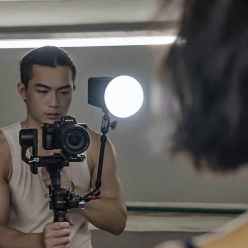 Видеосвет Ulanzi L023 40W Pro Portable LED Light (L023 40WPRO) Black купить в Украине: Киев, Днепр, Харьков, Одесса  | Низкая цена, отзывы, характеристики от TELEMART фото