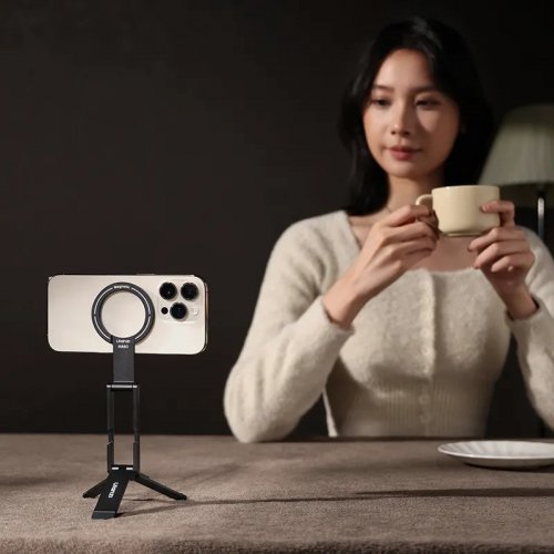 Держатель для телефона Ulanzi MA60 Foldable Magnetic Phone Tripod (S039 MA60) Pink купить в Украине: Киев, Днепр, Харьков, Одесса  | Низкая цена, отзывы, характеристики от TELEMART фото