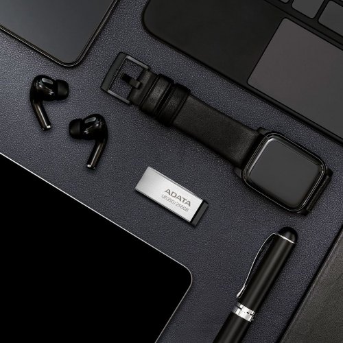 Накопитель ADATA UR350 64GB USB 3.2 (UR350-64G-RSR/BK) Silver/Black купить в Украине: Киев, Днепр, Харьков, Одесса  | Низкая цена, отзывы, характеристики от TELEMART фото