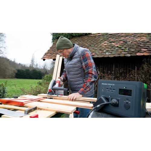 Зарядна станція APC Schneider OffGrid 730 700W 738Wh (PPS730-GR) купити в Україні: Київ, Львів, Хмельницький, Тернопіль, Івано-Франківськ | Низька ціна, відгуки, характеристики від TELEMART фото