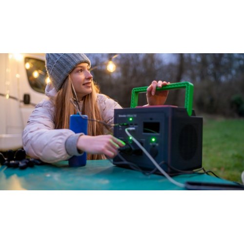 Зарядна станція APC Schneider OffGrid 500 500W 517Wh (PPS500-GR) купити в Україні: Київ, Львів, Хмельницький, Тернопіль, Івано-Франківськ | Низька ціна, відгуки, характеристики від TELEMART фото