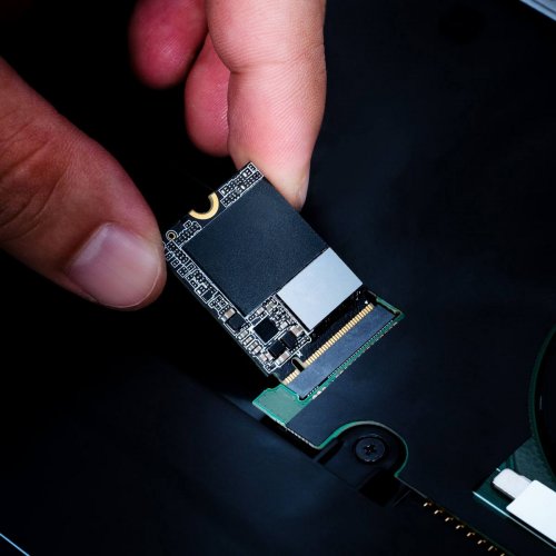 SSD-диск ADATA Gammix S55 3D NAND 2TB M.2 (2230 PCI-E) NVMe (SGAMMIXS55-2T-C) купить в Украине: Киев, Днепр, Харьков, Одесса  | Проверка совместимости, низкая цена, отзывы, характеристики от TELEMART фото