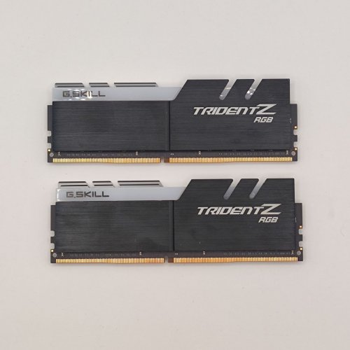 Озп G.Skill DDR4 32GB (2x16GB) 3600Mhz Trident Z RGB (F4-3600C18D-32GTZR) (Відновлено продавцем, 870519) купити в Україні: Київ, Львів, Хмельницький, Тернопіль, Івано-Франківськ | Перевірка сумісності, низька ціна, відгуки, характеристики від TELEMART фото
