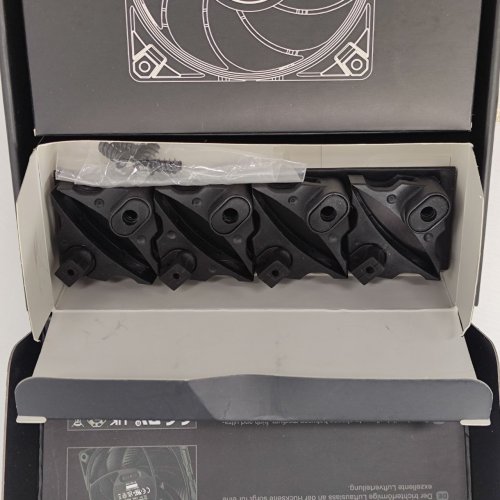 Кулер для корпуса Be Quiet! Silent Wings PRO 4 120 PWM (BL098) (Восстановлено продавцом, 871905) купить в Украине: Киев, Днепр, Харьков, Одесса  | Проверка совместимости, низкая цена, отзывы, характеристики от TELEMART фото