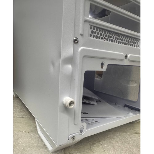 Уценка корпус MSI MAG FORGE M100R без БП White (Следы вмятин, 871932) купить в Украине: Киев, Днепр, Харьков, Одесса  | Проверка совместимости, низкая цена, отзывы, характеристики от TELEMART фото
