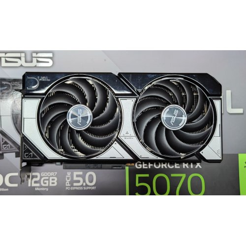 Уценка видеокарта Asus Dual GeForce RTX 5070 OC 12288MB (DUAL-RTX5070-O12G) (Следы использования, 880481) купить в Украине: Киев, Днепр, Харьков, Одесса  | Проверка совместимости, низкая цена, отзывы, характеристики от TELEMART фото