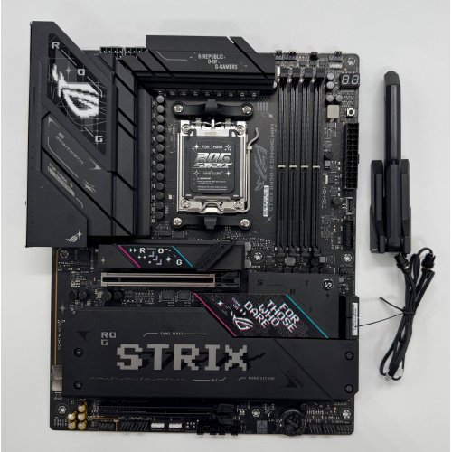 Материнська плата Asus ROG STRIX B850-E GAMING WIFI (sAM5, AMD B850) (Відновлено продавцем, 881882) купити в Україні: Київ, Львів, Хмельницький, Тернопіль, Івано-Франківськ | Перевірка сумісності, низька ціна, відгуки, характеристики від TELEMART фото