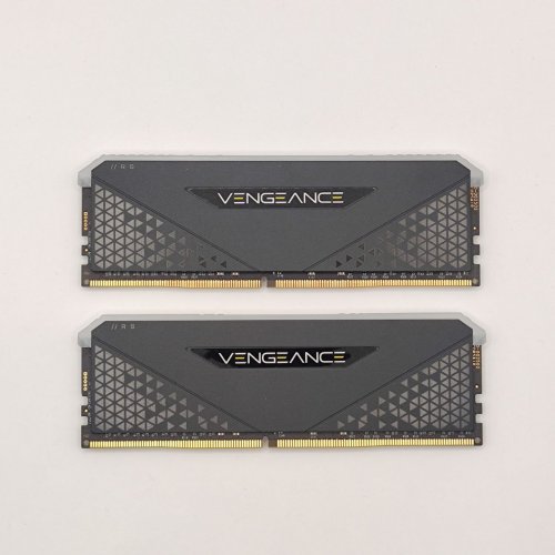 Озу Corsair DDR4 32GB (2x16GB) 3600Mhz Vengeance RGB RS (CMG32GX4M2D3600C18) (Восстановлено продавцом, 882476) купить в Украине: Киев, Днепр, Харьков, Одесса  | Проверка совместимости, низкая цена, отзывы, характеристики от TELEMART фото