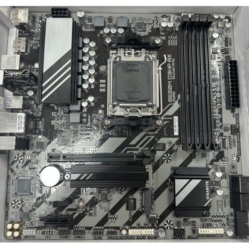 Уцінка материнська плата Gigabyte B650M D3HP AX (sAM5, AMD B650) (Відремонтовано виробником, 884766) купити в Україні: Київ, Львів, Хмельницький, Тернопіль, Івано-Франківськ | Перевірка сумісності, низька ціна, відгуки, характеристики від TELEMART фото