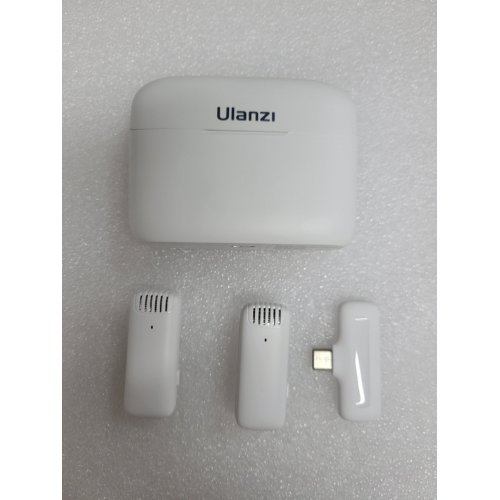 Уценка петличный микрофон Ulanzi J12 Wireless Lavalier Microphone System USB Type-C (J12 3096) White (Один микрофон не заряжается, 886141) купить в Украине: Киев, Днепр, Харьков, Одесса  | Низкая цена, отзывы, характеристики от TELEMART фото