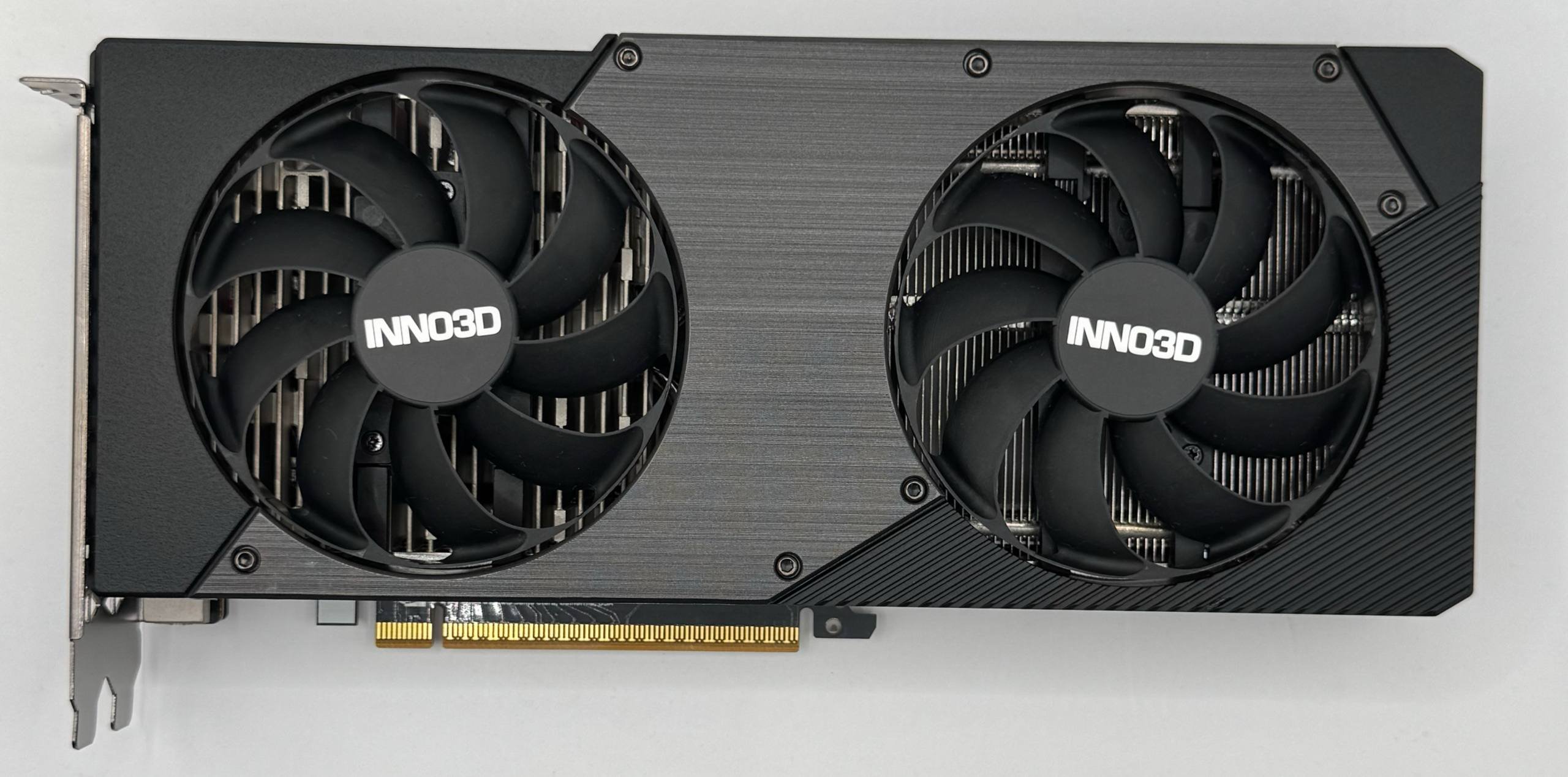 Видеокарта Inno3D GeForce RTX 5060 X2 OC 8192MB (N50602-08D7X