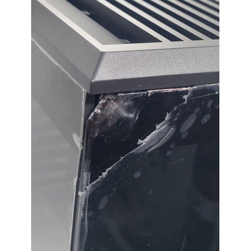 Уцінка корпус Lian Li Vector V100R Tempered Glass без БЖ (G99.V100RX.01) Black (Пошкодження скла., 888804) купити в Україні: Київ, Львів, Хмельницький, Тернопіль, Івано-Франківськ | Перевірка сумісності, низька ціна, відгуки, характеристики від TELEMART фото