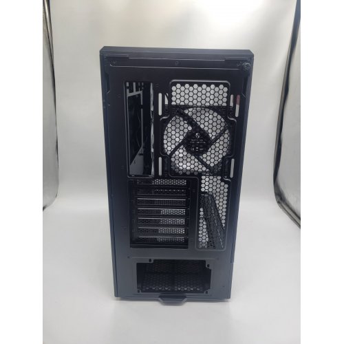 Уцінка корпус Lian Li Vector V100R Tempered Glass без БЖ (G99.V100RX.01) Black (Пошкодження скла., 888804) купити в Україні: Київ, Львів, Хмельницький, Тернопіль, Івано-Франківськ | Перевірка сумісності, низька ціна, відгуки, характеристики від TELEMART фото