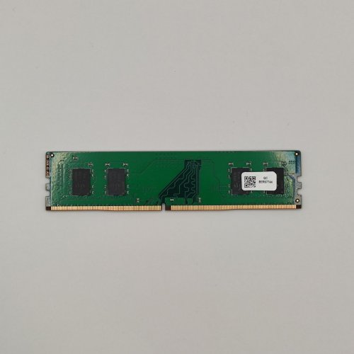 Озп Patriot DDR4 4GB 2400Mhz (PSD44G240082) (Відновлено продавцем, 890983) купити в Україні: Київ, Львів, Хмельницький, Тернопіль, Івано-Франківськ | Перевірка сумісності, низька ціна, відгуки, характеристики від TELEMART фото