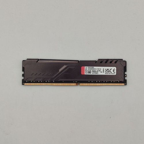 Озп Kingston DDR4 8GB 3200Mhz FURY Beast Black (KF432C16BB/8) (Відновлено продавцем, 891882) купити в Україні: Київ, Львів, Хмельницький, Тернопіль, Івано-Франківськ | Перевірка сумісності, низька ціна, відгуки, характеристики від TELEMART фото