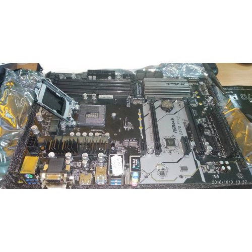 Продати Материнська плата AsRock Z370 Pro4 (s1151, Intel Z370) (Cледы эксплуатации) за Trade-In у інтернет-магазині Телемарт - Київ, Дніпро, Україна фото