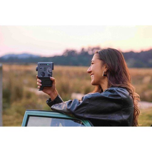 Фотокамера миттєвого друку Fujifilm Instax Mini Evo Cinema (16956029) Black купити в Україні | Telemart фото