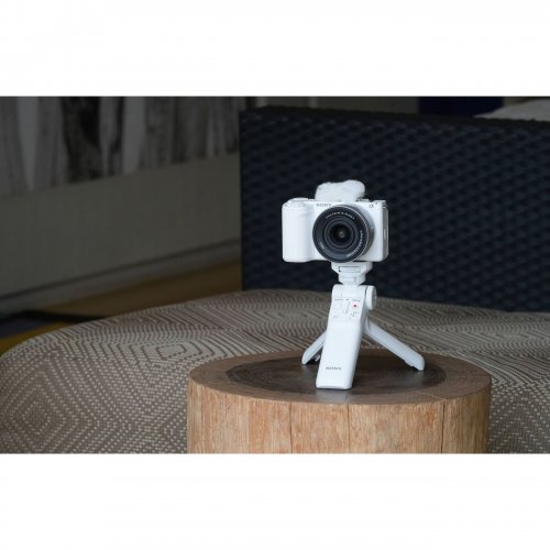 Бездзеркальний фотоапарат Sony ZV-E10 II kit (16-50mm) (ZVE10M2KW) White купити в Україні | Telemart фото