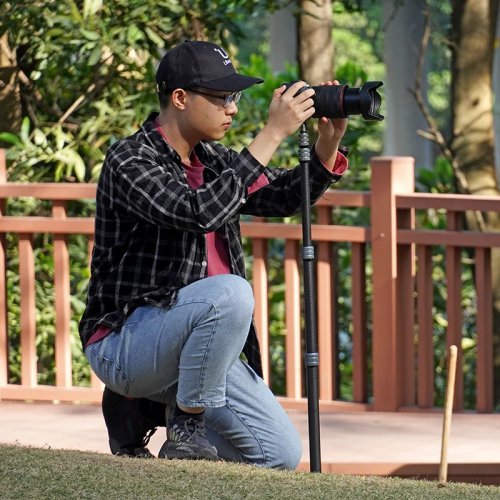 Штатив Ulanzi Full Carbon Fiber Multifunctional Portable Light Tripod (UV-2784 MT-49) Black купити в Україні | Telemart фото