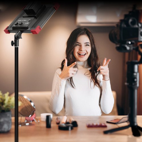 Відеосвітло Ambitful LEDP60C LED Video Light (6974660941567) купити в Україні | Telemart фото