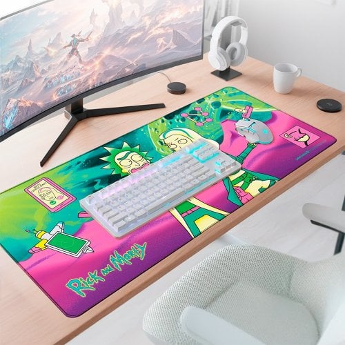 Коврик для мышки Warner Brothers Rick and Morty Space Beth Adventure XL (FWBMPRICKDAUG25XL) купить в Украине | Telemart фото