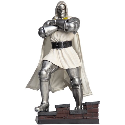 Коллекционная фигурка McFarlane Marvel Doctor Doom #1 Future Foundation Gold Label (14867) купить в Украине | Telemart фото