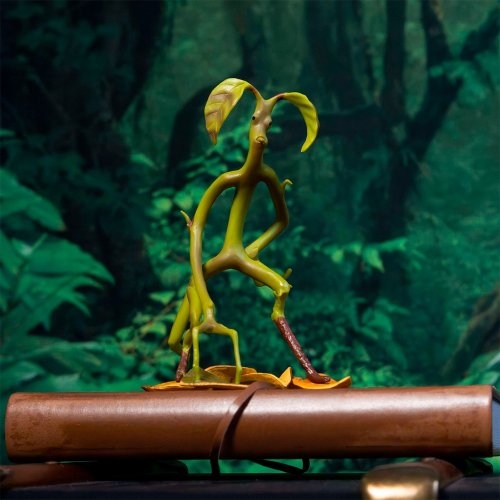 Коллекционная фигурка Noble Collection Fantastic Beasts: Bowtruckle - Magical Creatures No. 2 (NN5250) купить в Украине | Telemart фото
