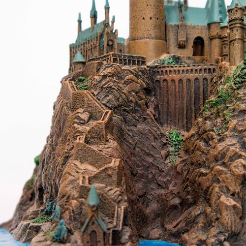 Коллекционная статуэтка Noble Collection Harry Potter: Hogwarts School Sculpture (NN7074) купить в Украине | Telemart фото