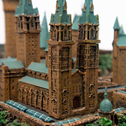 Коллекционная статуэтка Noble Collection Harry Potter: Hogwarts School Sculpture (NN7074) купить в Украине | Telemart фото
