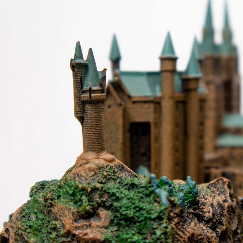 Коллекционная статуэтка Noble Collection Harry Potter: Hogwarts School Sculpture (NN7074) купить в Украине | Telemart фото