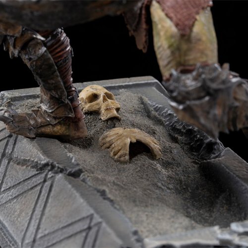 Коллекционная статуэтка Iron Studio The Lord of the Rings Armored Orc Art Scale 1/10 (WBLOR43021-10) купить в Украине | Telemart фото