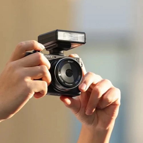 Накамерный свет Ulanzi Vijim F12 Mini Camera Flash Speedlite (UV-L044GBB2 F12) купить в Украине | Telemart фото