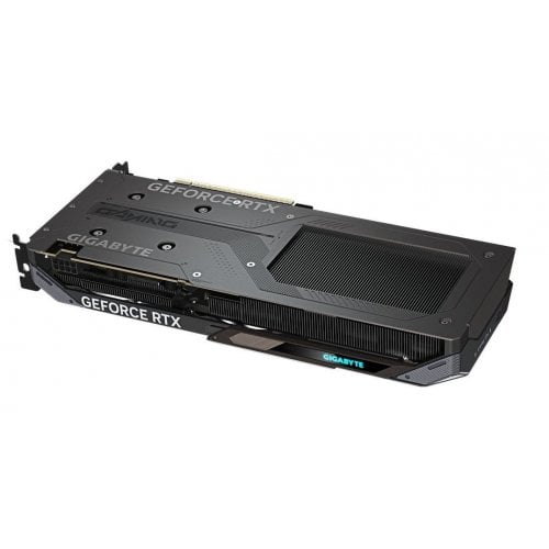 Уценка видеокарта Gigabyte GeForce RTX 5060 GAMING OC 8192MB (GV-N5060GAMING OC-8GD) (Вскрытая упаковка, 921698) купить в Украине | Telemart фото