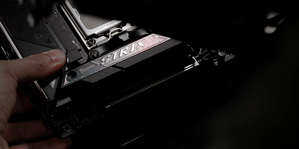 PCIe Slot Q-Release Slim