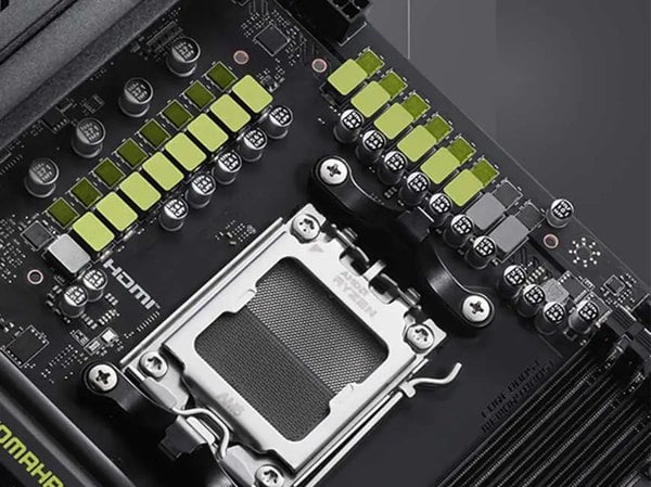 Duet Rail Power System