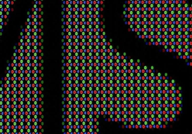 Традиційна QD-OLED