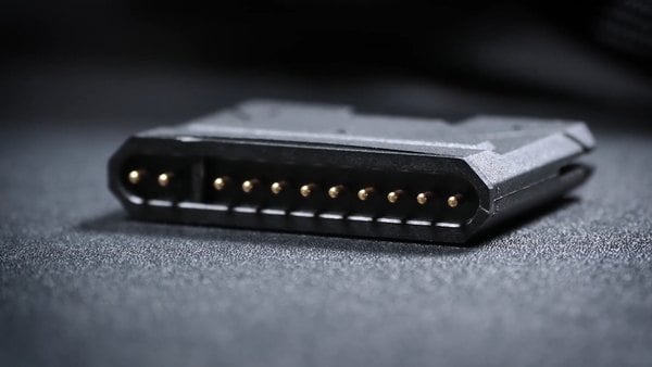 AIO Q-Connector