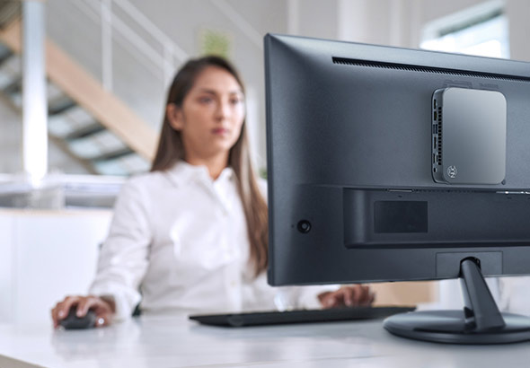 Встановлення ASUS NUC 14 Essential за монітором
