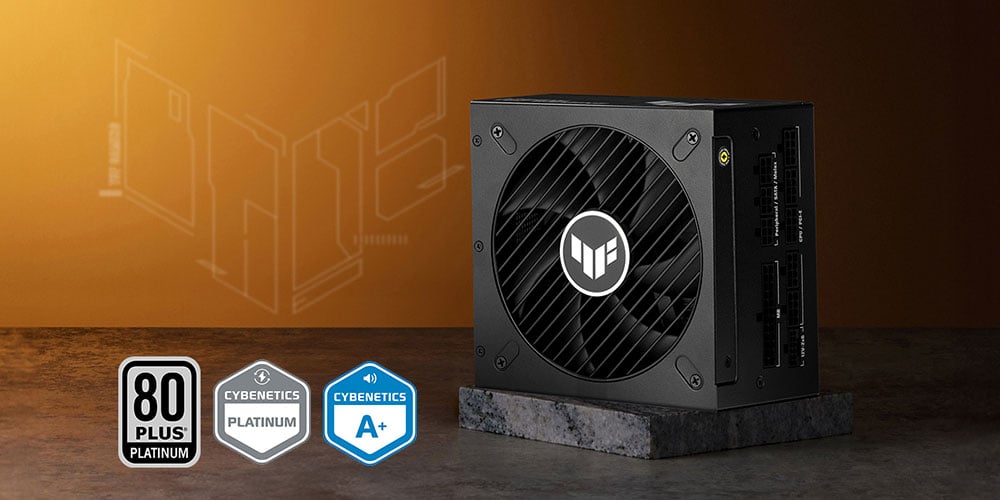 Блок живлення TUF Gaming Platinum з вентилятором, розміщений на кам’яному блоці на помаранчевому тлі. Значки 80 Plus Platinum.
